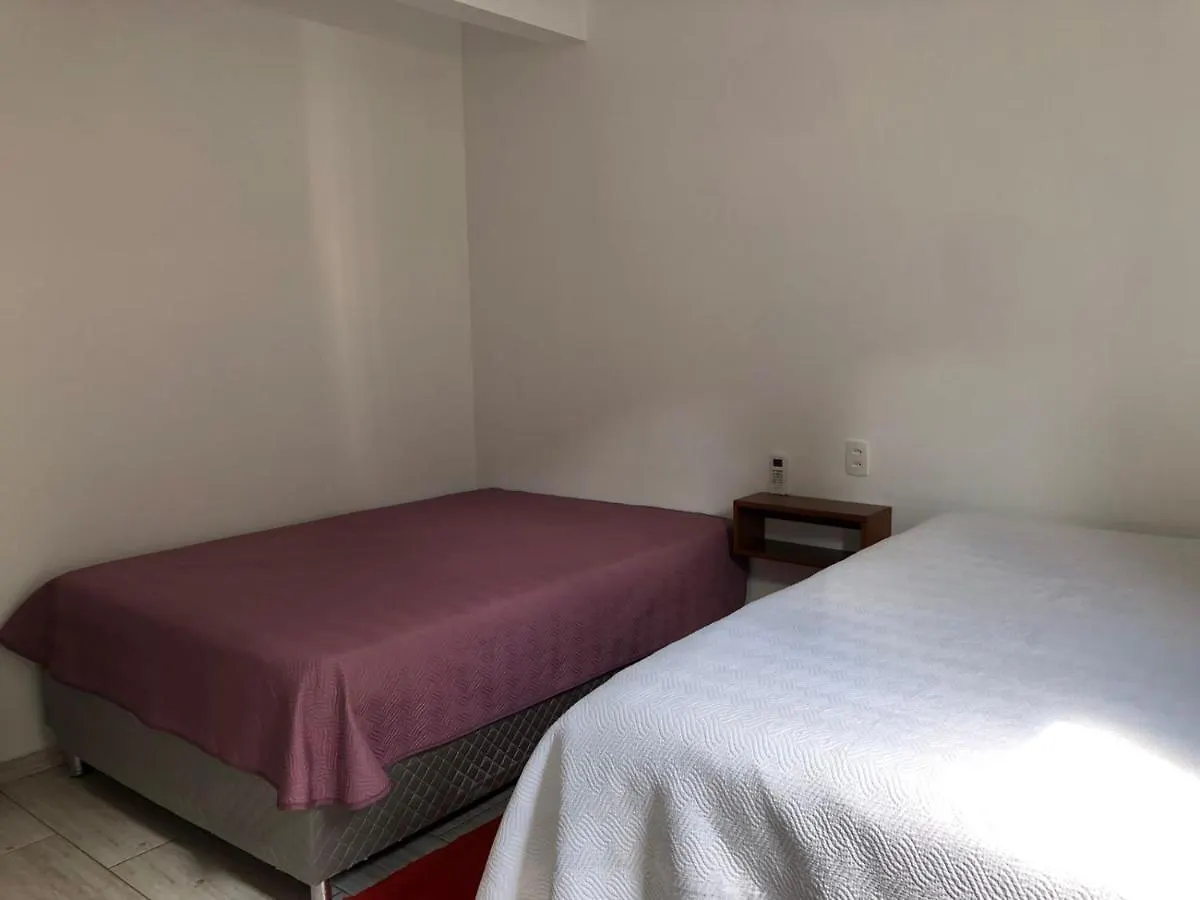 Casa próxima a praia de Calheiros Governador Celso Ramos 0*,  Brasil